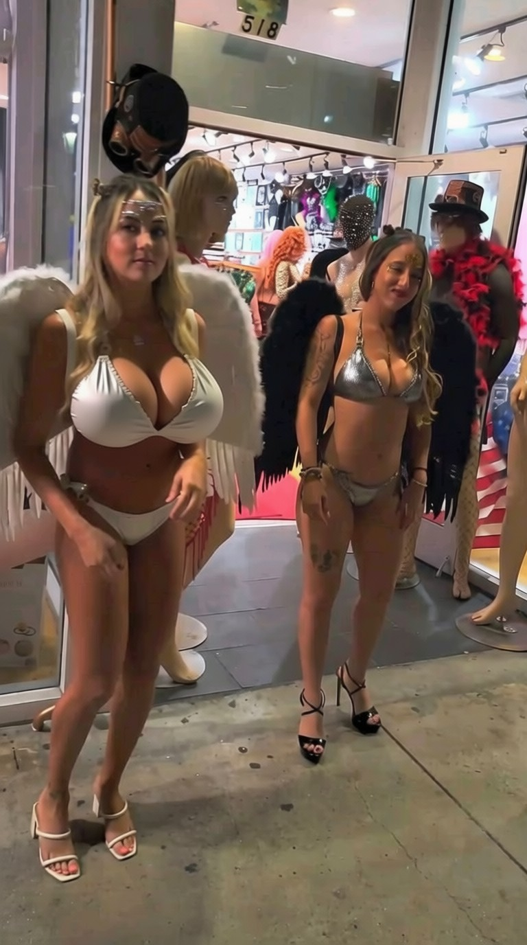 Fantasy Fest angels